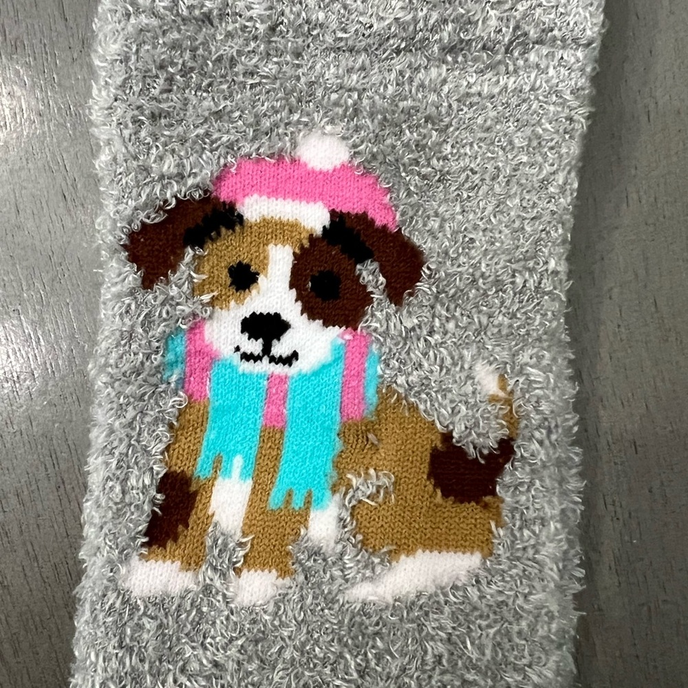 NWT Cute puppy fuzzy grip socks